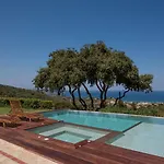 ヴィラ Wild Oak Estate - Stone With Sea Views , By Zantewize