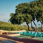 ヴィラ Wild Oak Estate - Stone With Sea Views , By Zantewize *