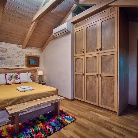 Wild Oak Estate - Stone With Sea Views , By Zantewize Villa *