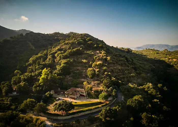 Villa Wild Oak Estate - Stone With Sea Views , By Zantewize *