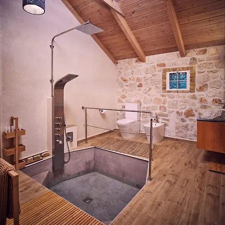 Willa Wild Oak Estate - Stone With Sea Views , By Zantewize *